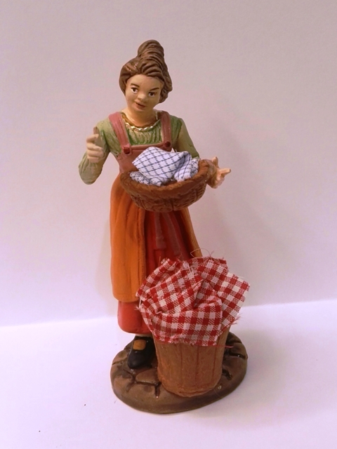 Donna con cesta panni cm 12 - Gambardella Pastori e Presepi