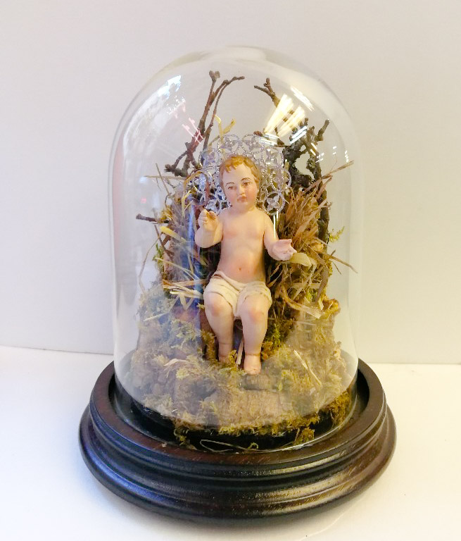 Gesù bambino in campana di vetro cm 11×16 - Gambardella Pastori e Presepi
